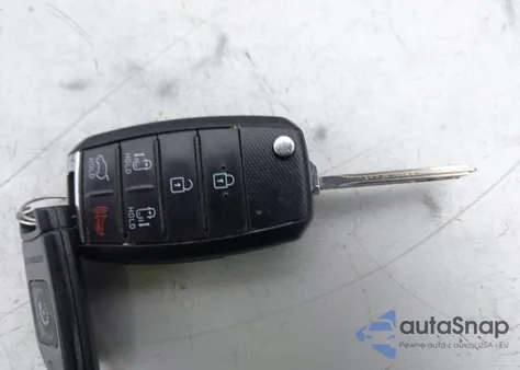 2016 Kia Sedona Lx из США, поврежденный, VIN KNDMB5C11G6201717